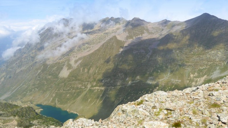 Lago del Vei del Bouc, et le Monte Carbonè