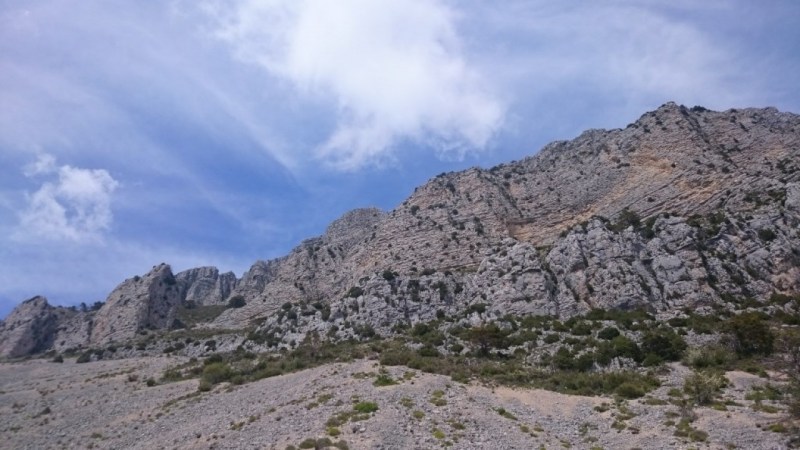 Falaises de calcaire de la Montagne de l'Audibergue