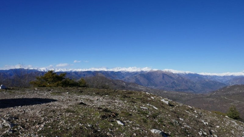 Vue panoramique sur les sommets du Mercantour