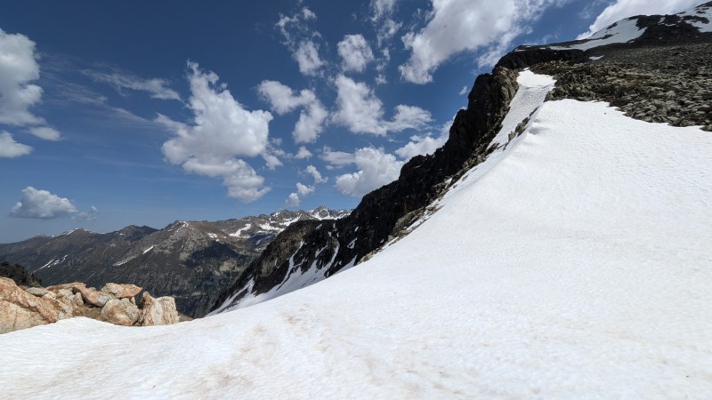 Sur le Colle di Morti, avec au centre Rocca della Paur
