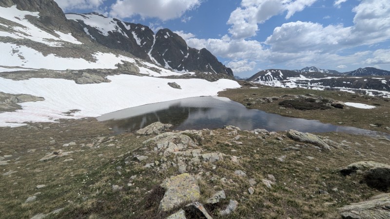Retour par encore un autre lac