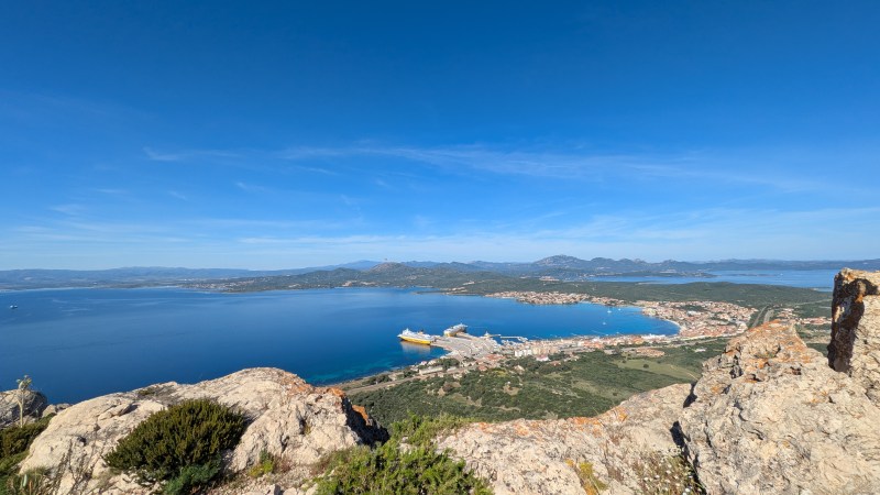De Monte Ruju vers Golfo Aranci