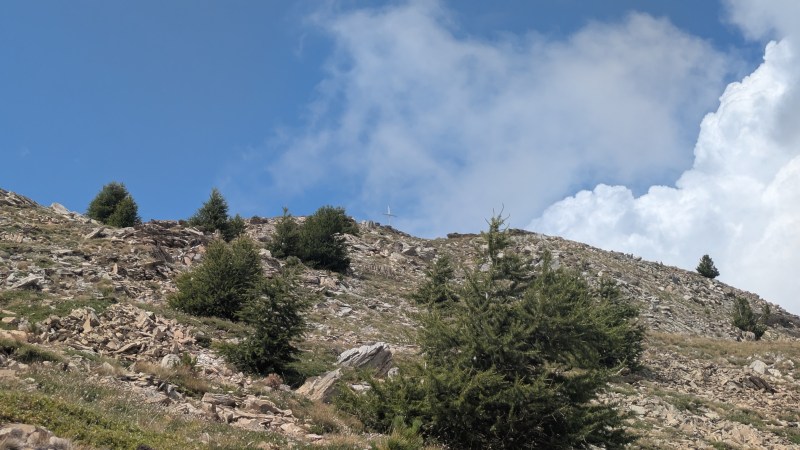 La croix du premier sommet