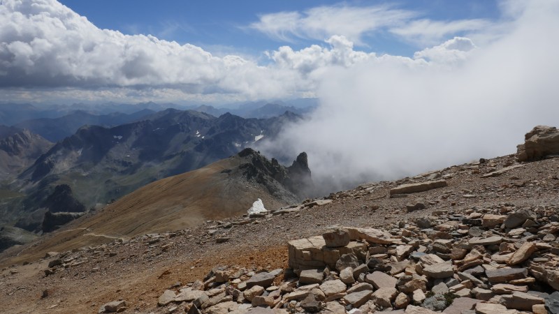 Entre les nuages au sommet du Mont Thabor