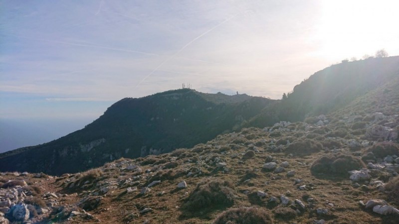 Vers le sommet du Mont Agel